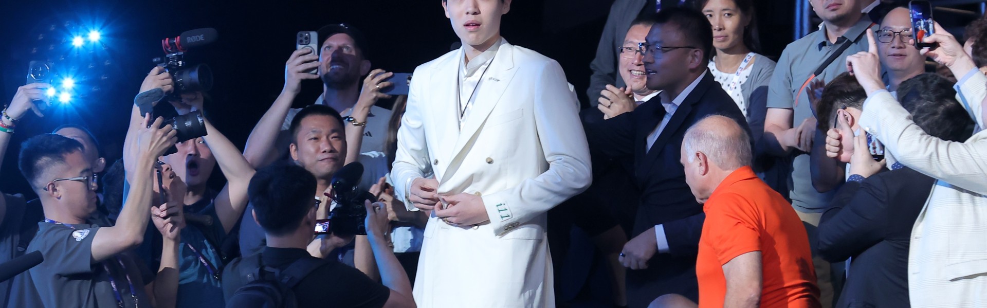 拓媒：交易和选秀是我们提升的主要途径 杨瀚森还没展现出实力